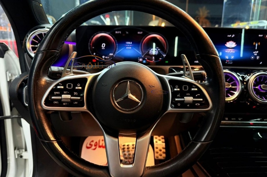 CLA 200 Mercedes أبيض