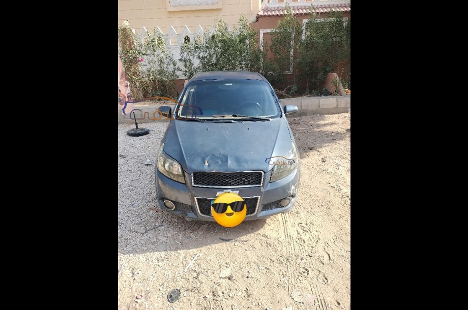 Aveo Chevrolet الأزرق الداكن