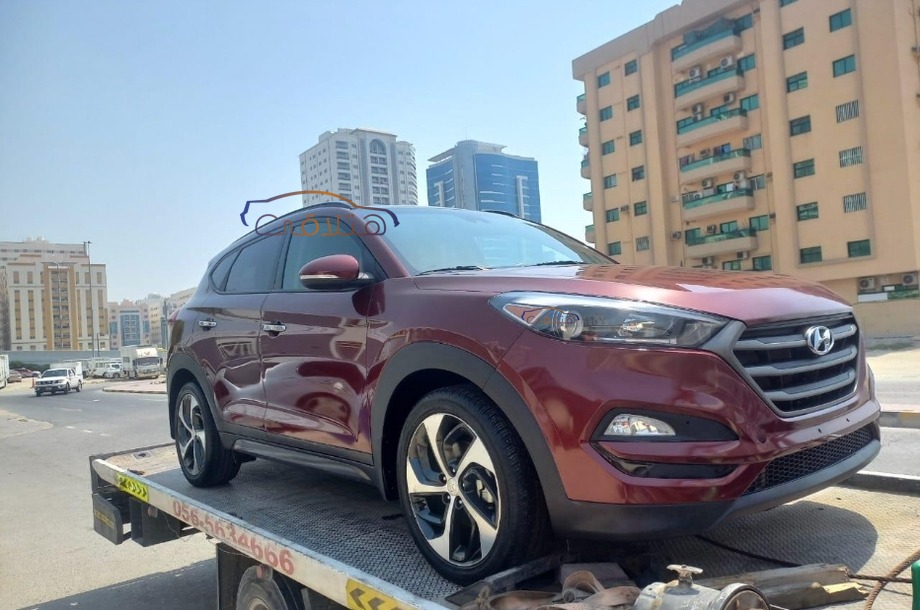 Tucson Turbo Hyundai Dark red