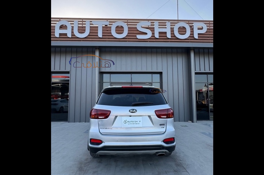 Sorento Kia فضي