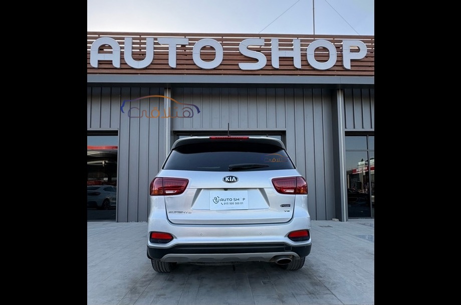 Sorento Kia فضي