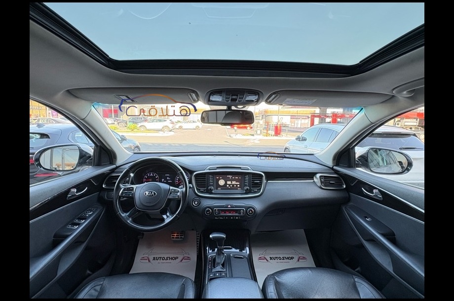Sorento Kia فضي