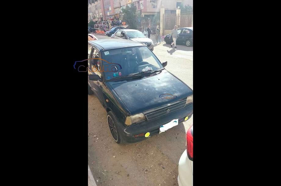 Maruti Suzuki أسود