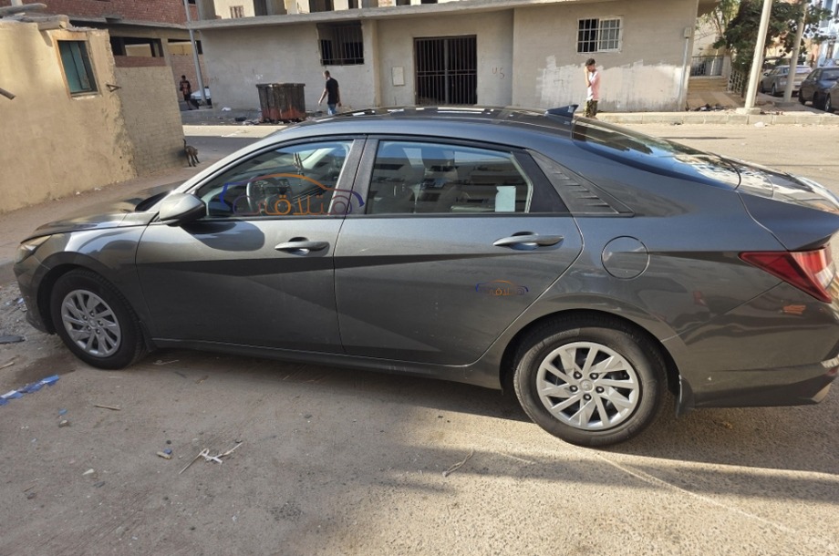 Elantra CN7 Hyundai Silver