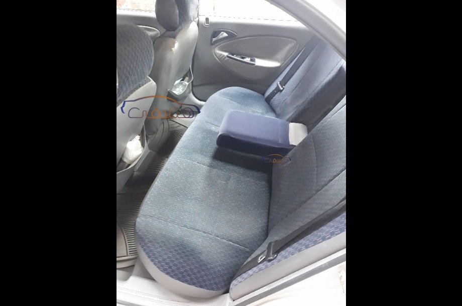 Nubira 2 Daewoo فضي