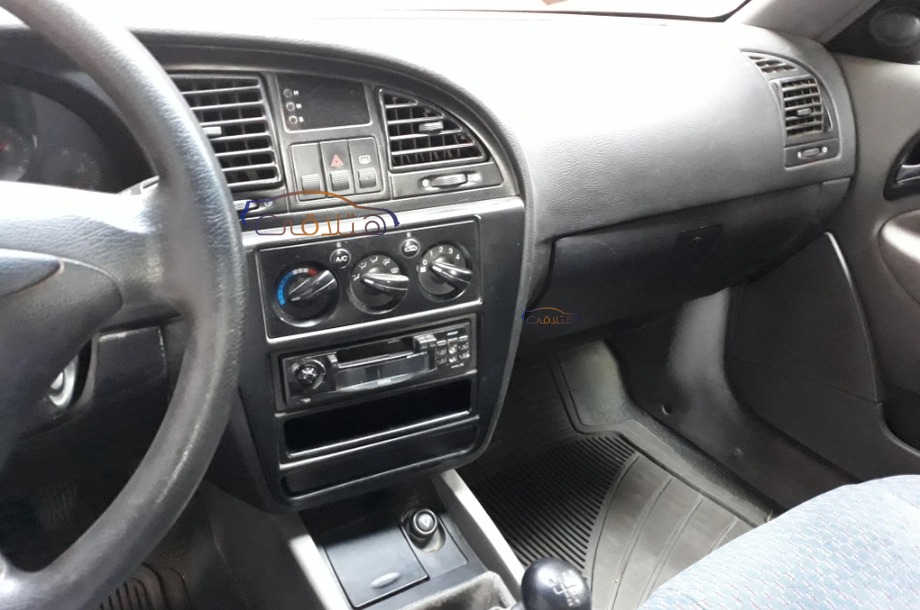 Nubira 2 Daewoo فضي