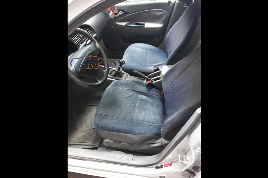 Nubira 2 Daewoo فضي