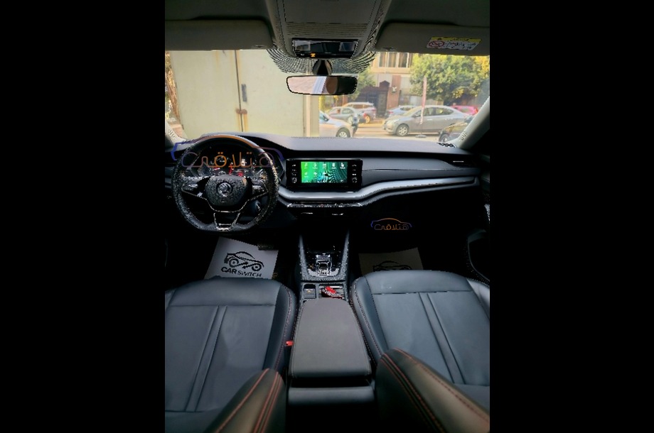 Octavia A8 Skoda فضي