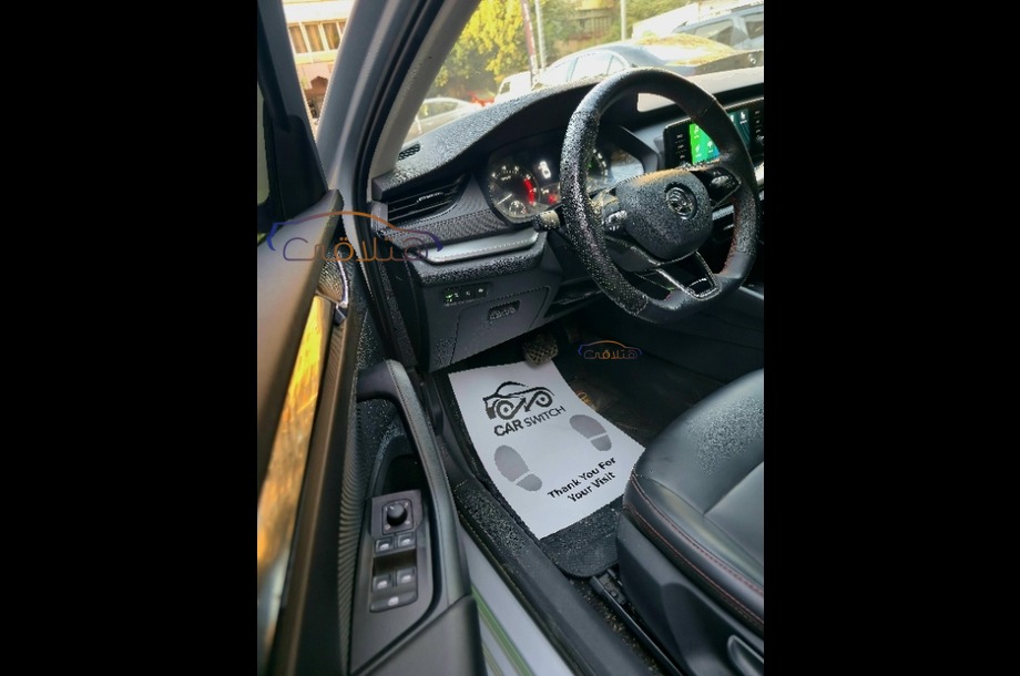 Octavia A8 Skoda فضي