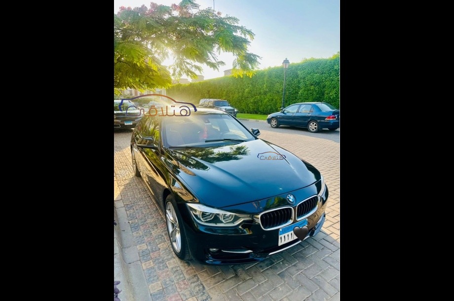 320 BMW Black