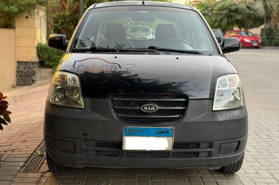 Picanto Kia أسود