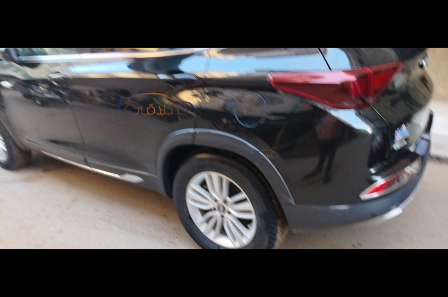 Tiggo 7 Chery أسود