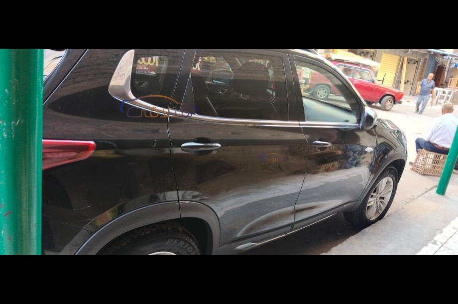 Tiggo 7 Chery أسود