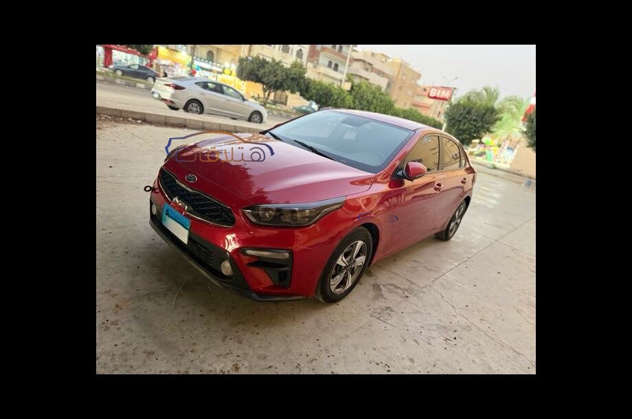Grand Cerato Kia احمر