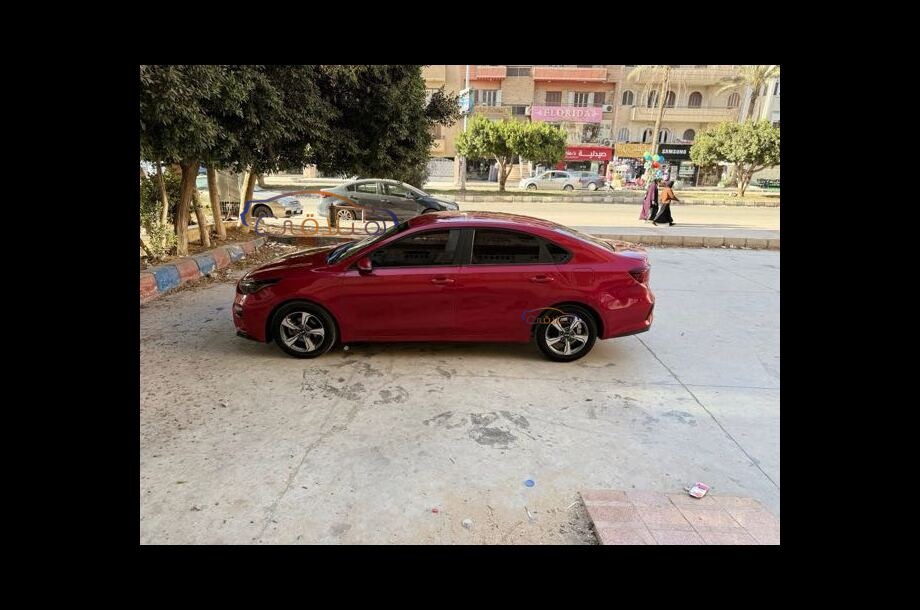 Grand Cerato Kia احمر