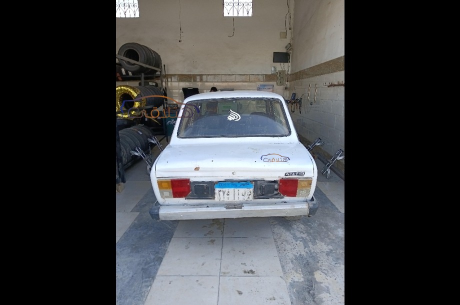 128 Fiat أبيض