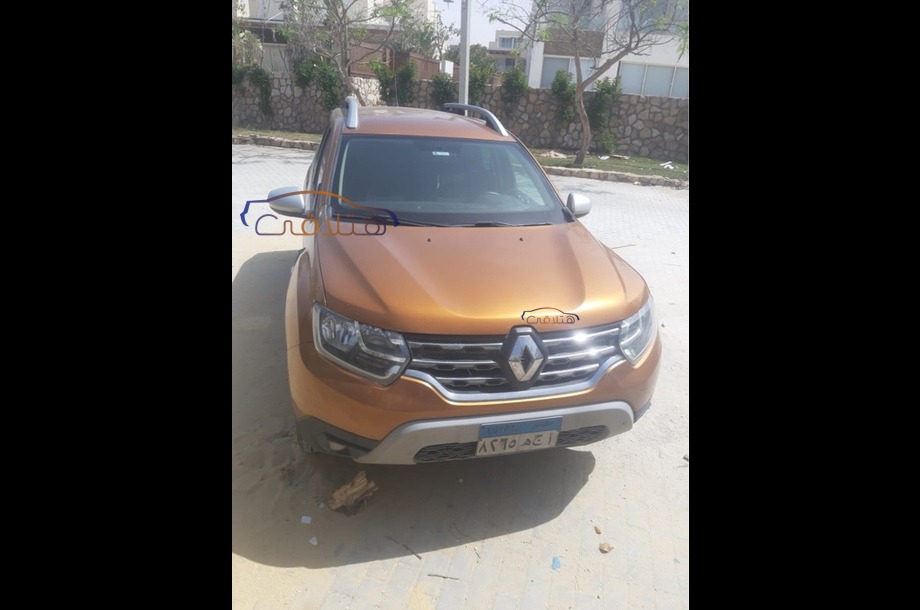 Duster Renault برتقالى