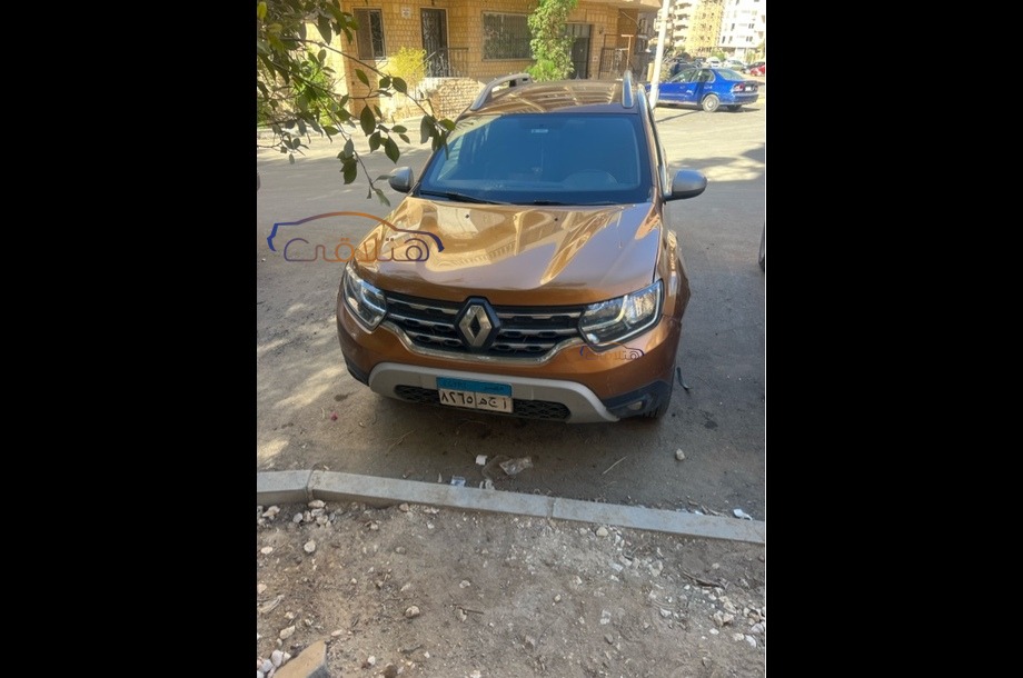 Duster Renault برتقالى