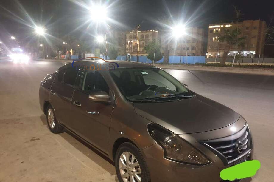 Sunny Nissan برونزي