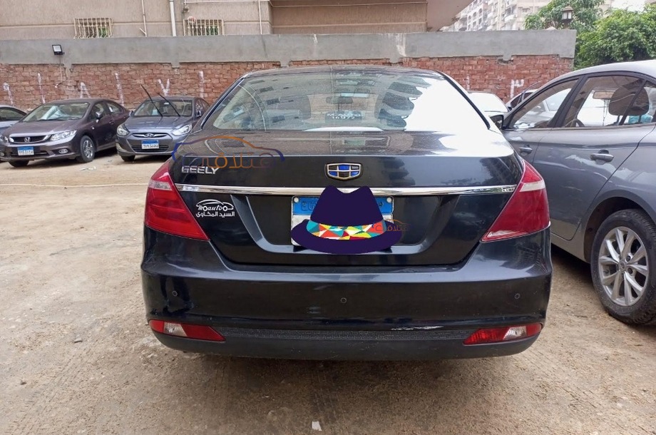 Imperial Geely أسود