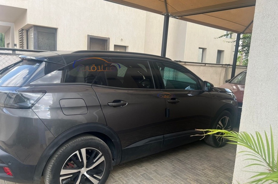 3008 Peugeot Dark grey