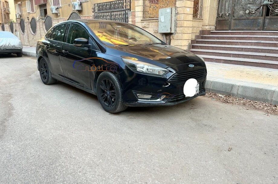 Focus Ford Black