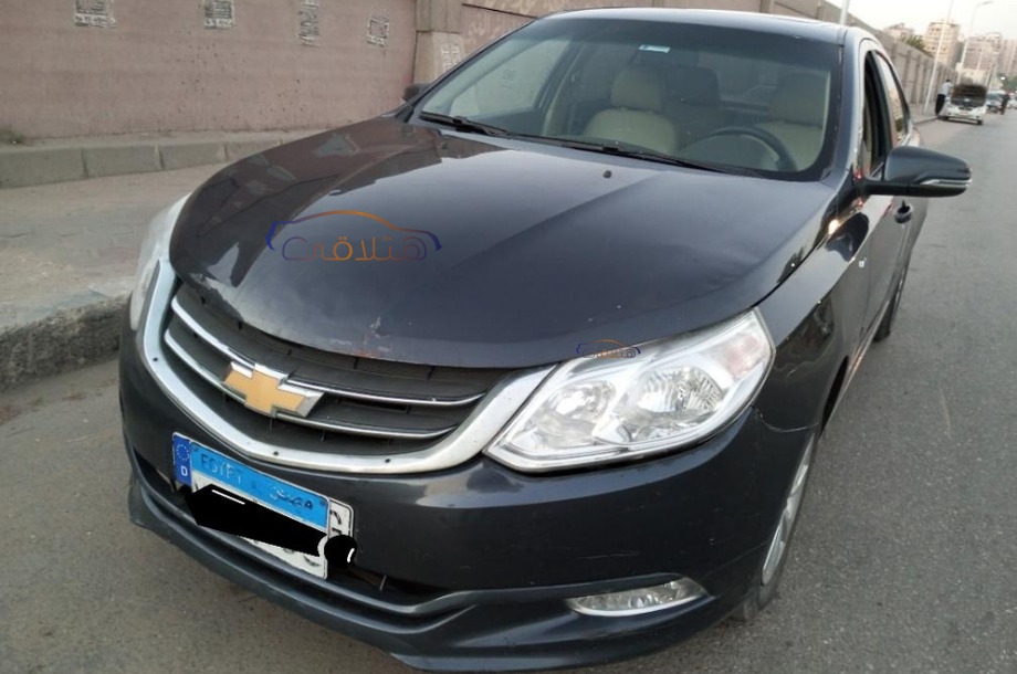 Optra Chevrolet أسود