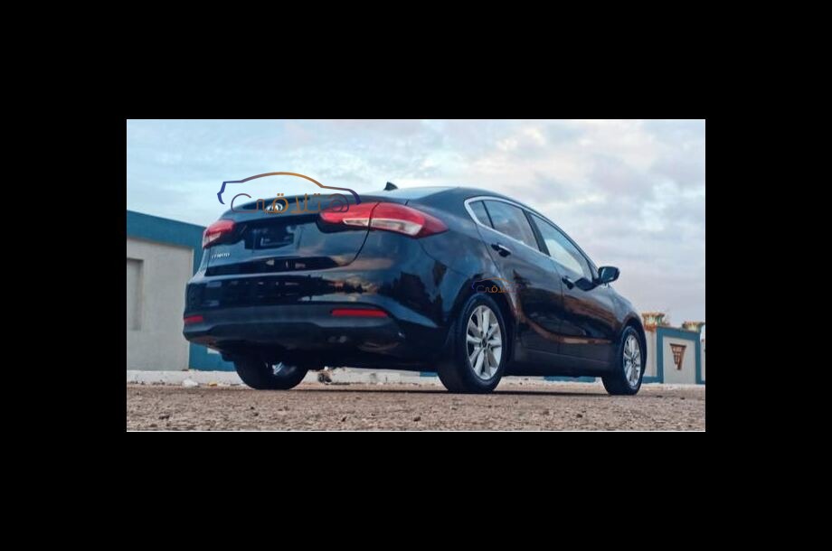 Cerato Kia أسود