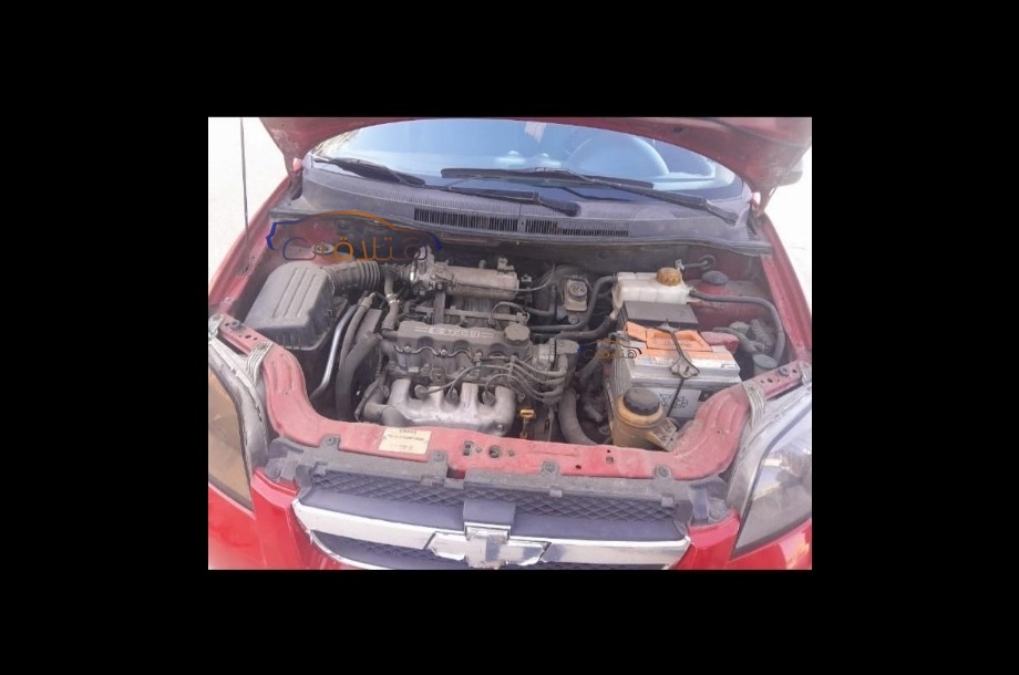 Aveo Chevrolet احمر
