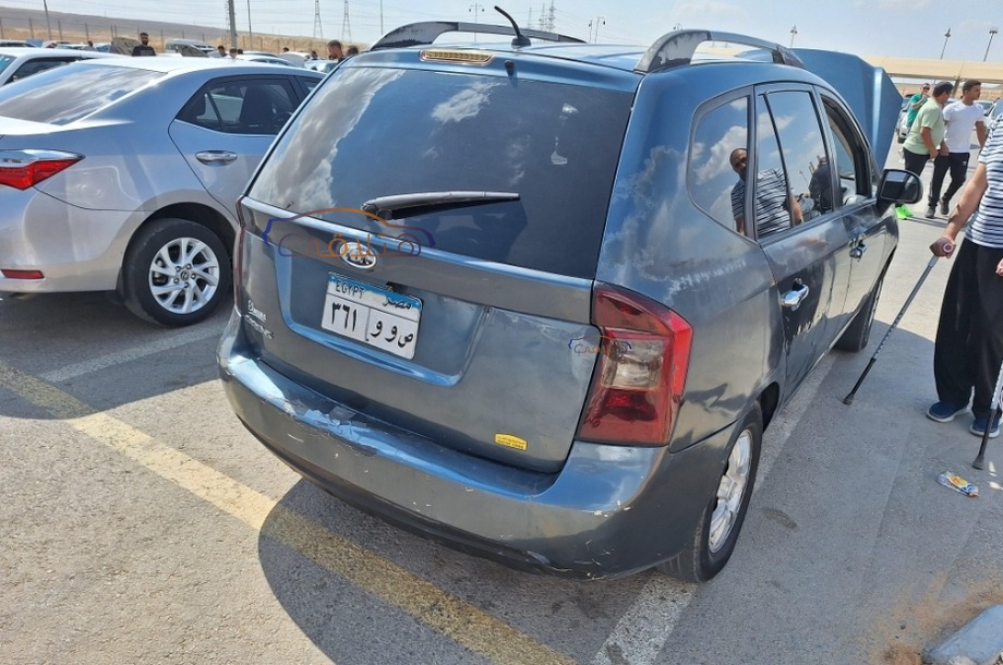 Carens Kia بترولي