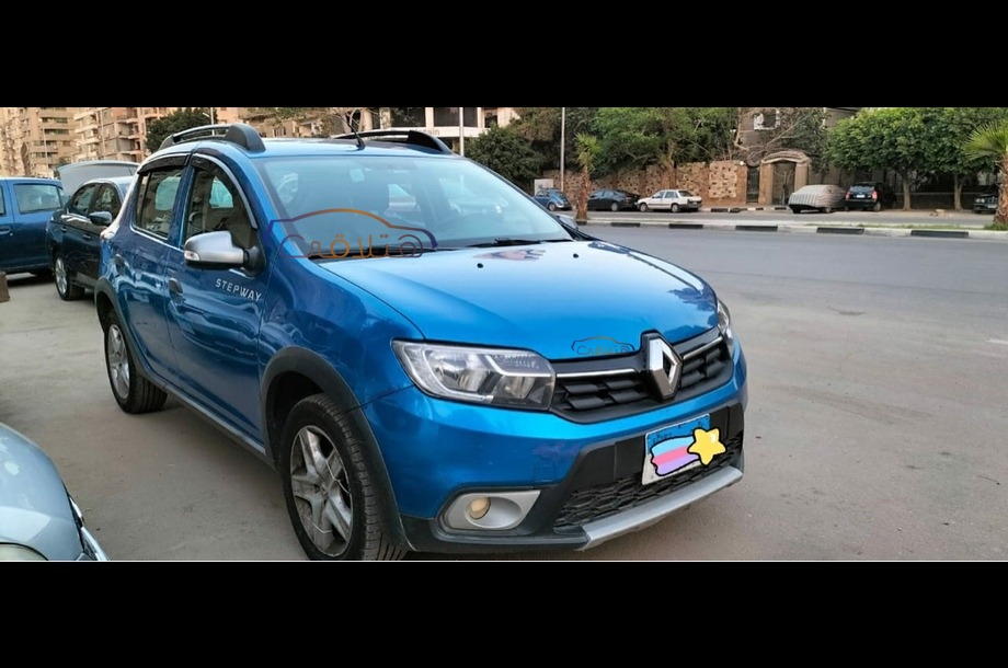Sandero Step Way Renault أزرق