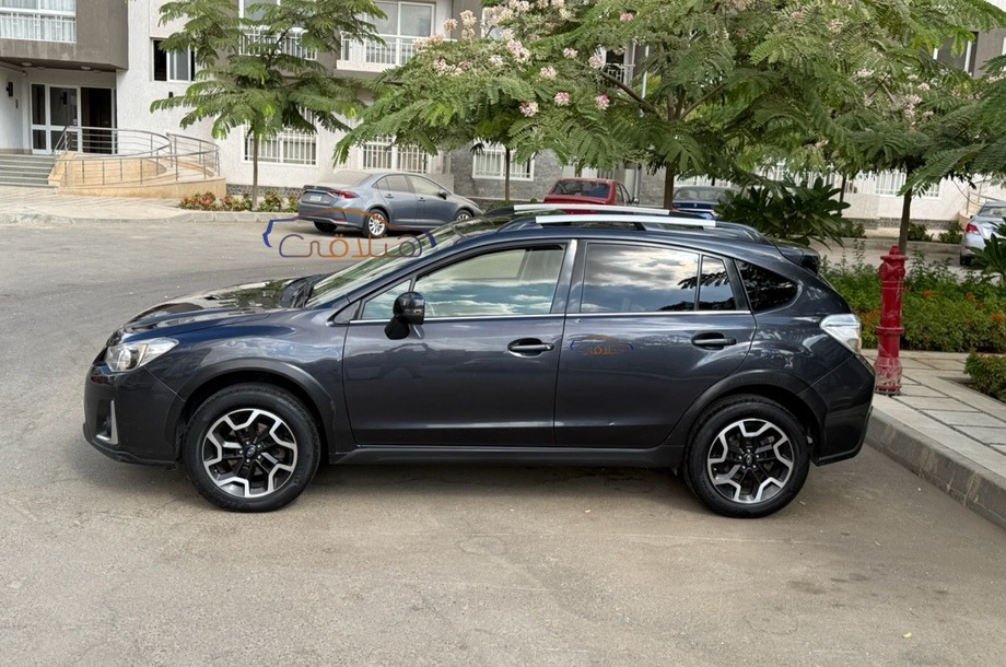 XV Subaru Dark grey