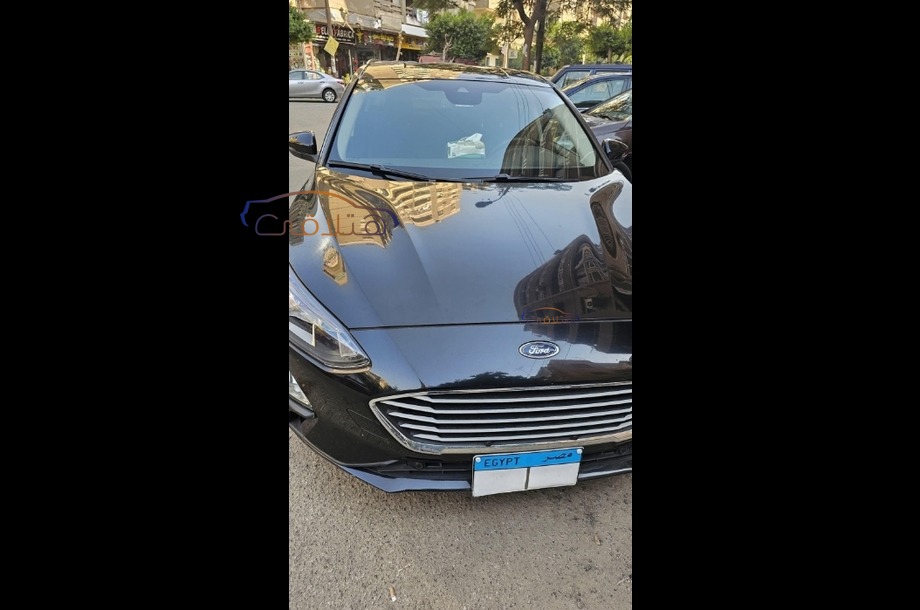 Focus Ford Black