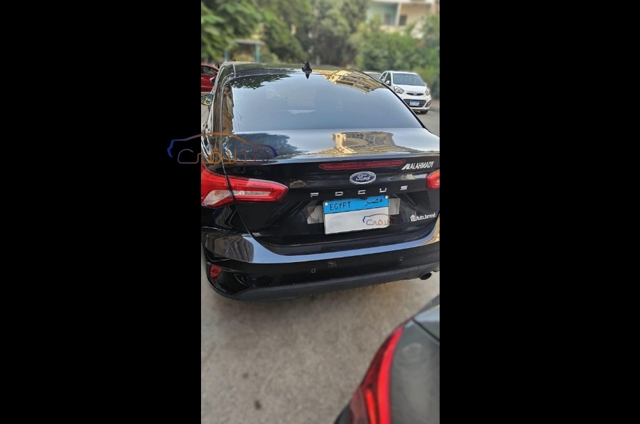Focus Ford Black