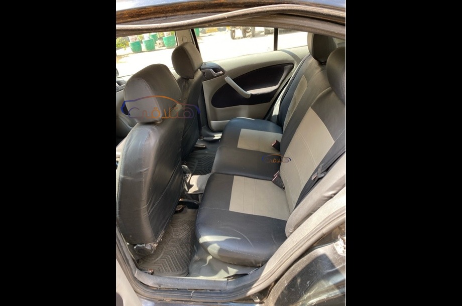 Octavia A4 Skoda أسود