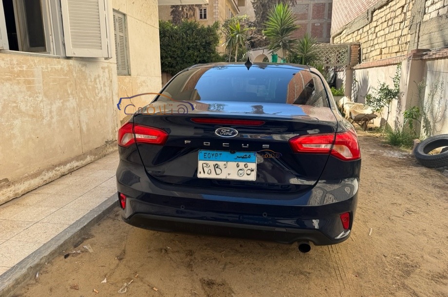 Focus Ford Dark blue