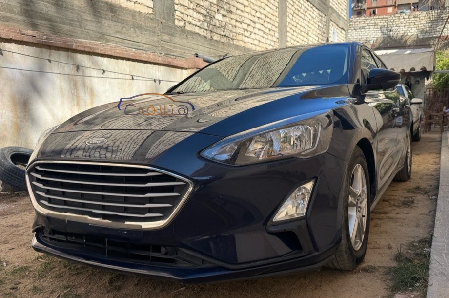 Focus Ford Dark blue
