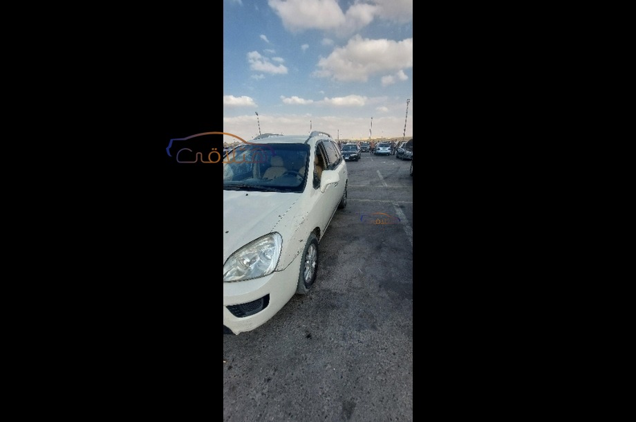 Carens Kia بيج