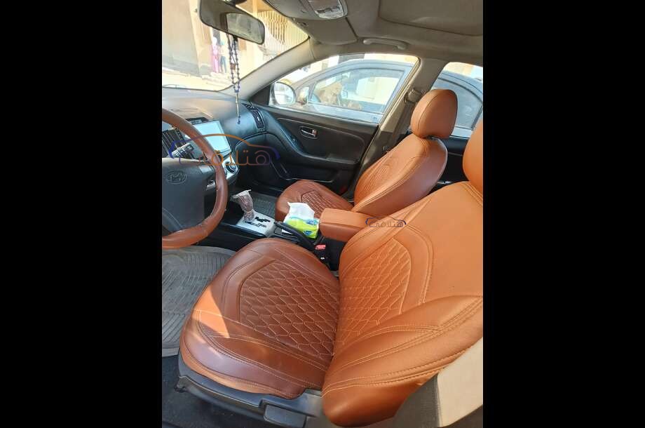 Elantra HD Hyundai برونزي