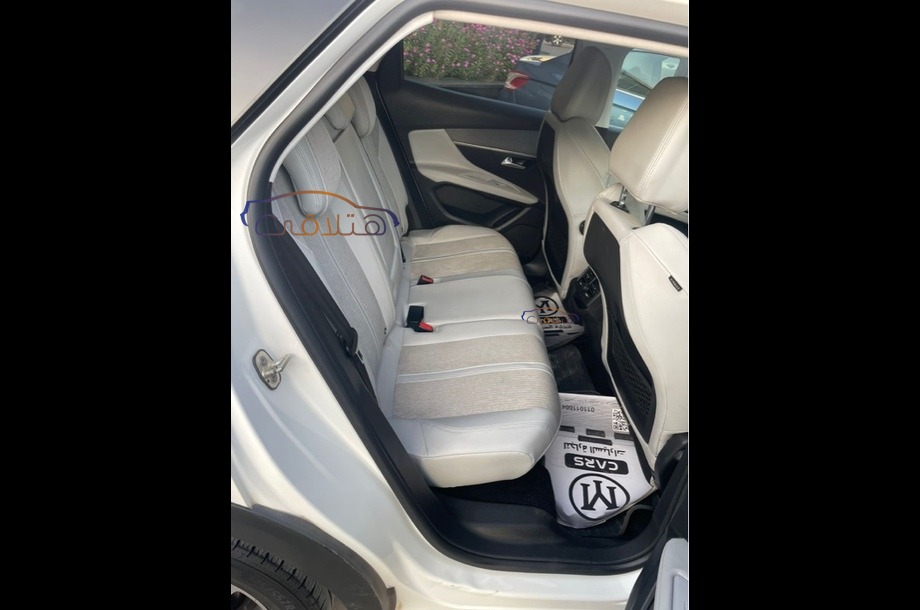 3008 Peugeot White