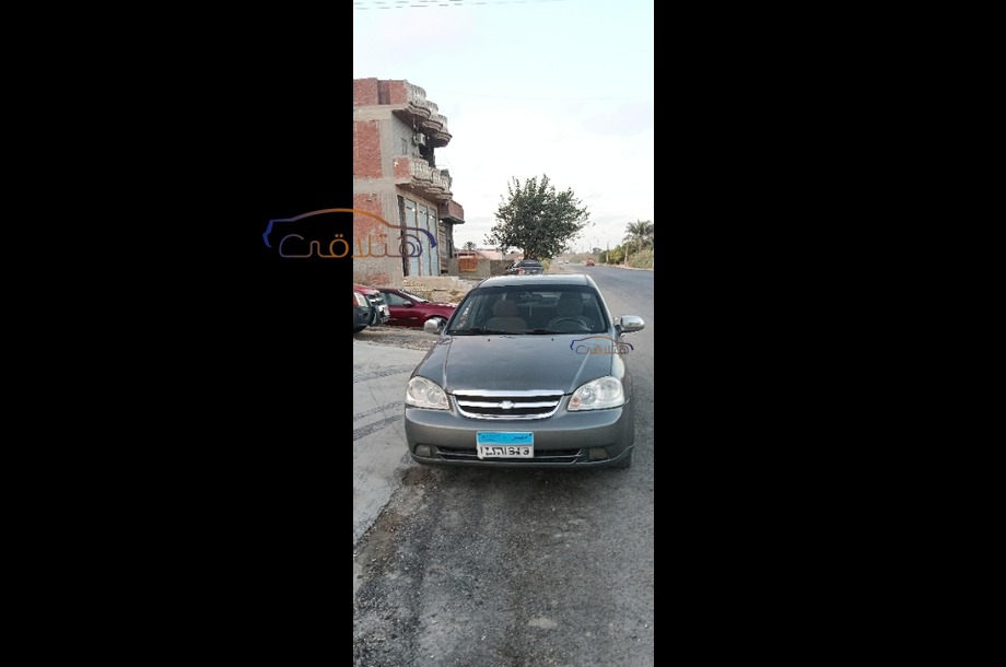 Optra Chevrolet رمادي