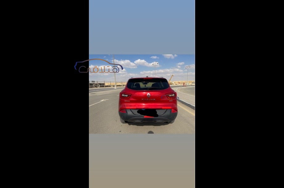 Kadjar Renault احمر