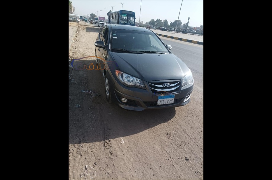 Elantra HD Hyundai Dark grey