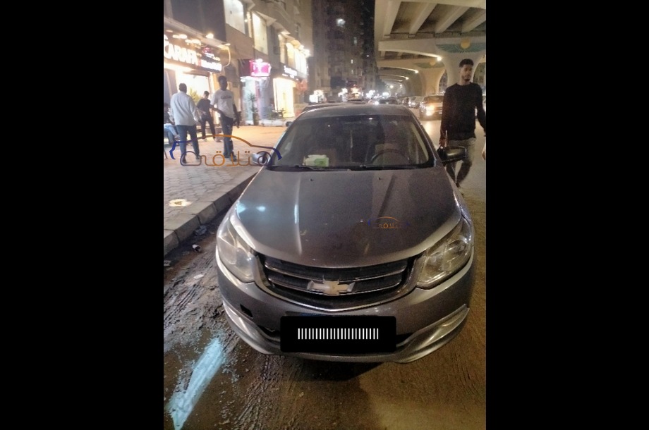 Optra Chevrolet رمادي