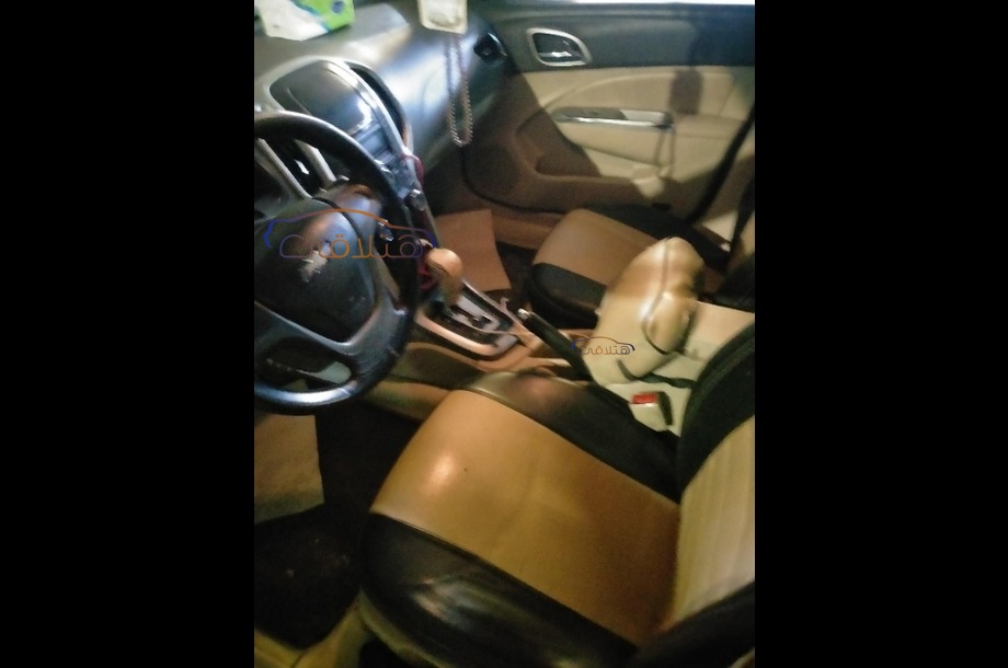 Optra Chevrolet رمادي