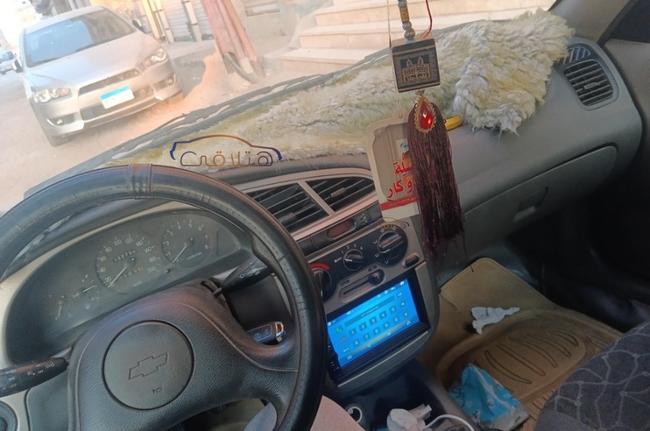 Lanos Chevrolet Dark red