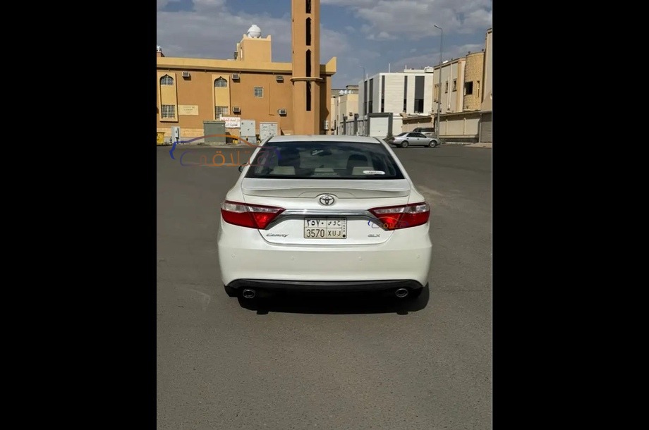 Camry Toyota White