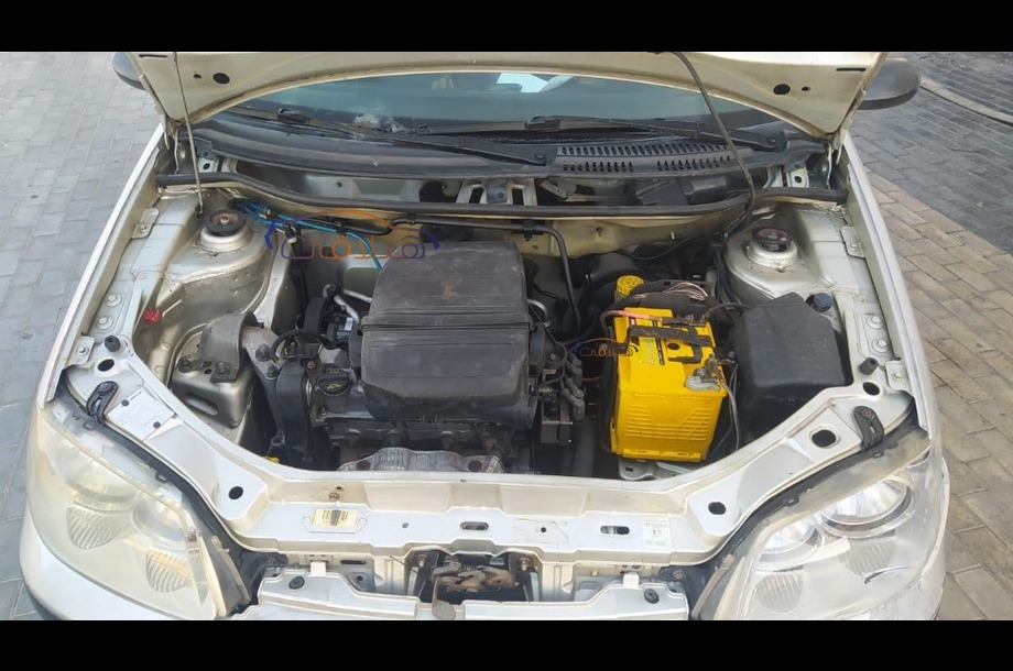 Punto Fiat فضي
