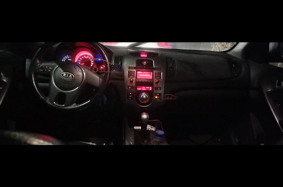 Cerato Kia فضي