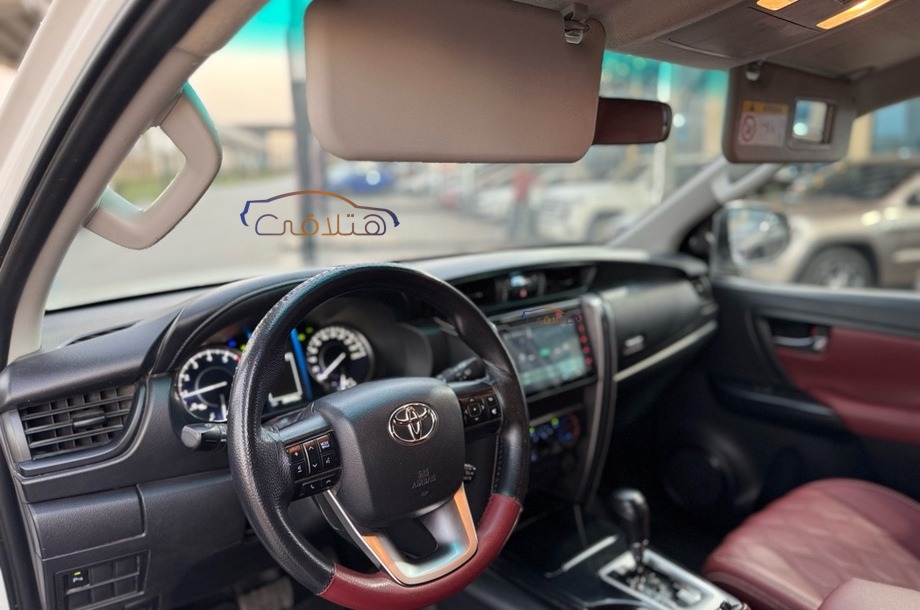 Fortuner Toyota White